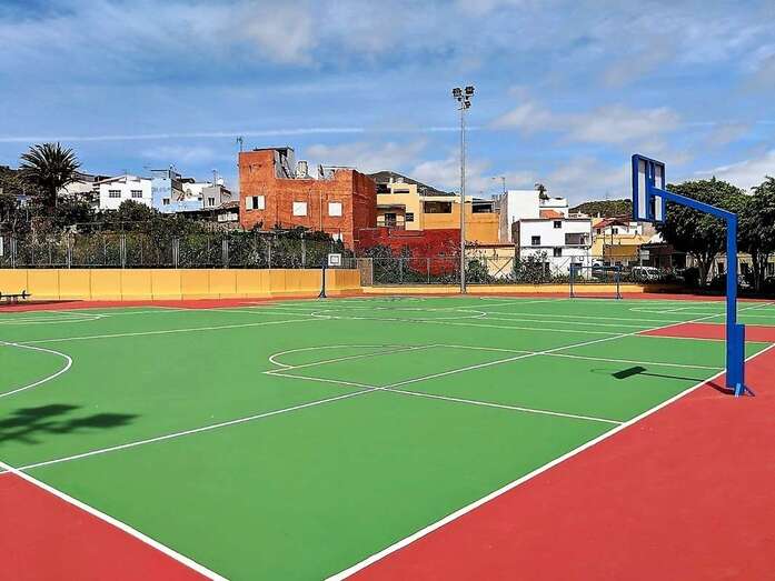 Cancha deportiva municipal de Telde/TA.